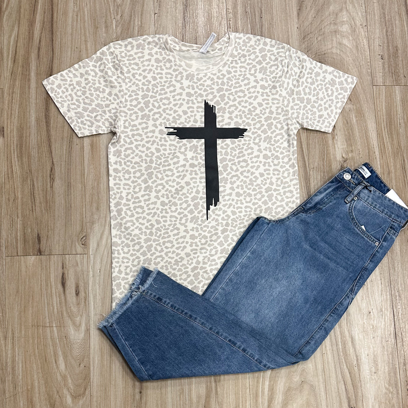 Cross Leopard Graphic Tee Shirt