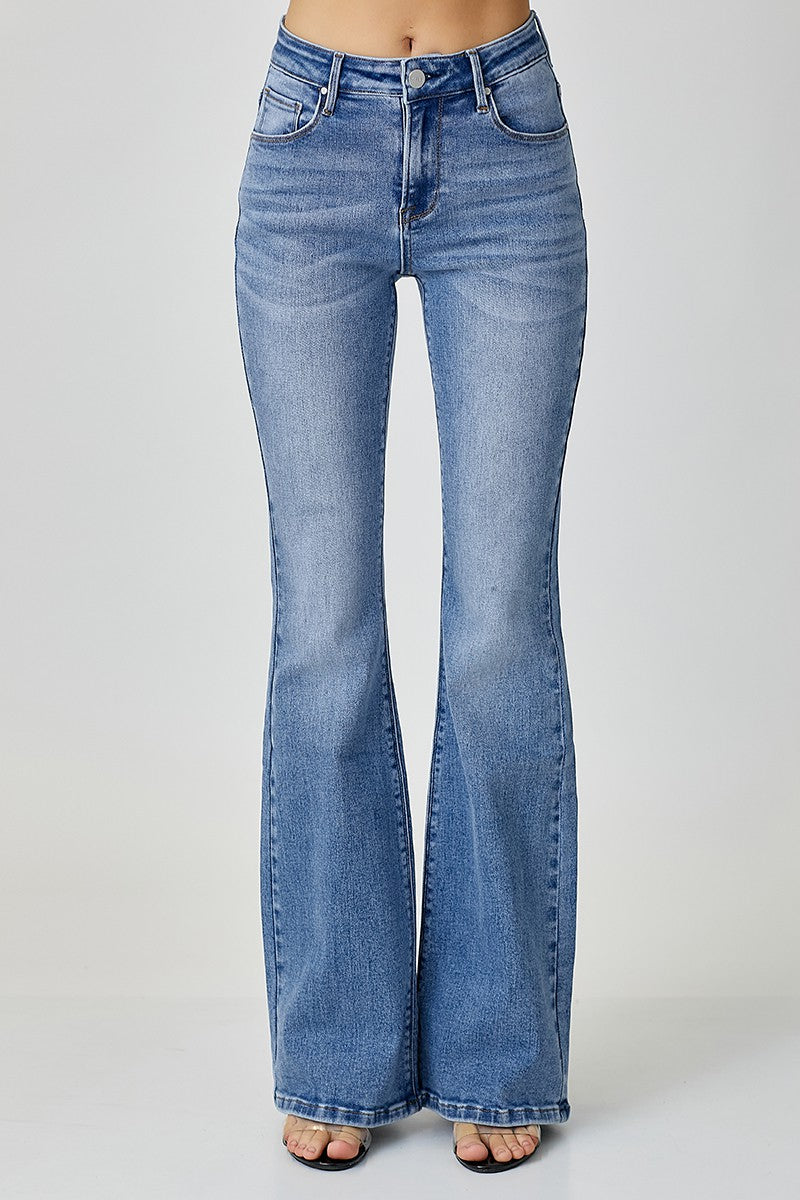 Risen Curvy Basic Flare Jeans